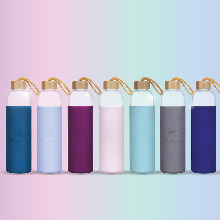 Water bottles in 1L and 650mL size with Emerald Silicone Sleeve